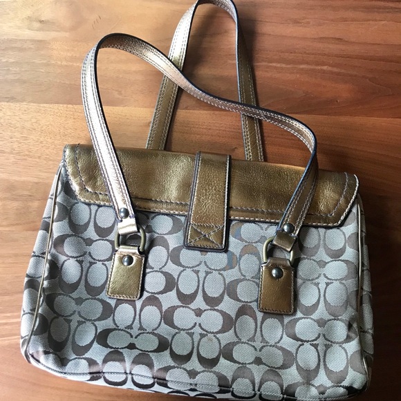 BRAND NEW Vintage Coach Handbag from Fall ‘04 - Picture 3 of 4